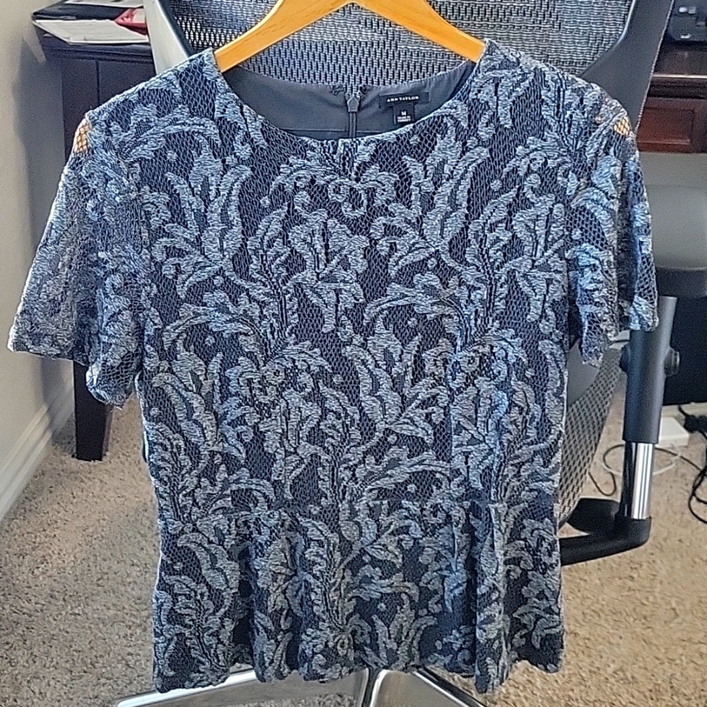 3 For $15 EUC Ann Taylor Lace and Pleated Top - Picture 3 of 7